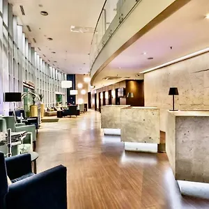 Vila Olimpia Suites Inside Radisson São Paulo